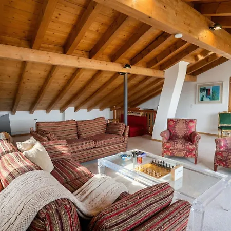 Le Nid D'argent - Dans La Nature * Crans-Montana